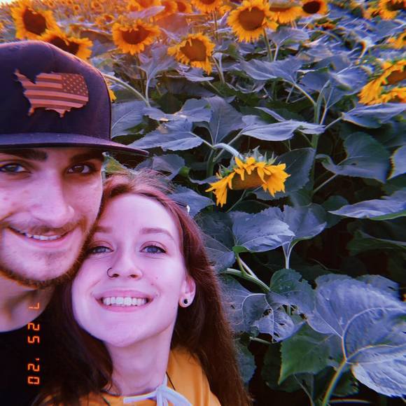 Meet your Posher, Madison - Picture 1 of 1